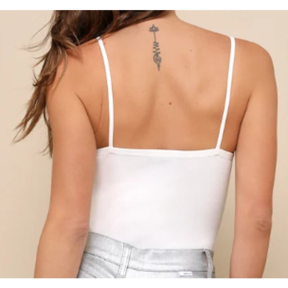 LULU'S SZ S Adorably Iconic White Bow Bodysuit NEW B40 - Picture 2 of 5